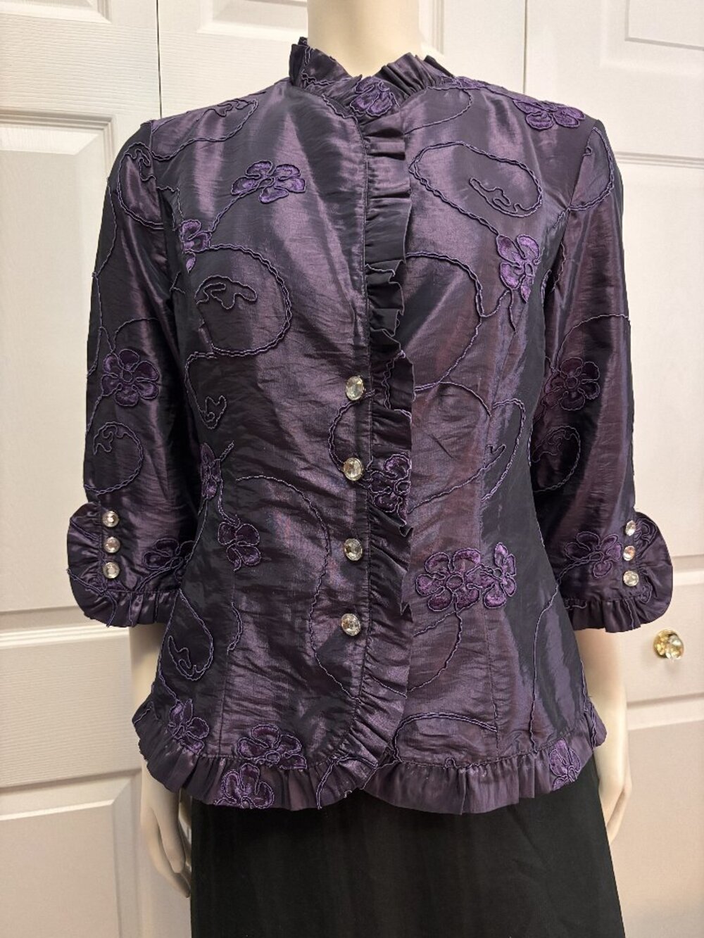 Agora Purple Satin Embroidered Floral Ruffle Blouse Top S Romantic Victorian